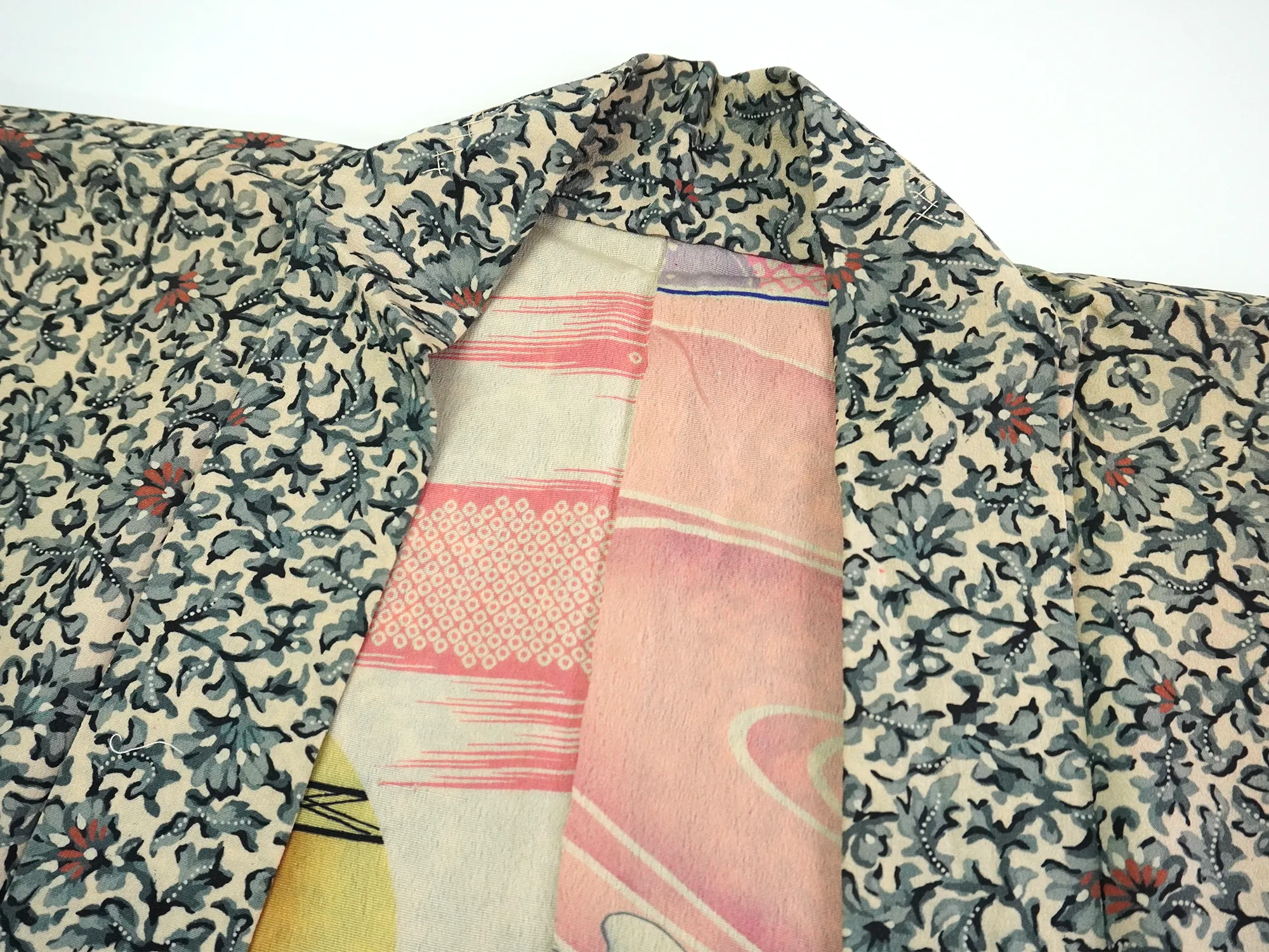 Vintage Haori Kimono Jacket Silk,karakusa (arabesque) pattern